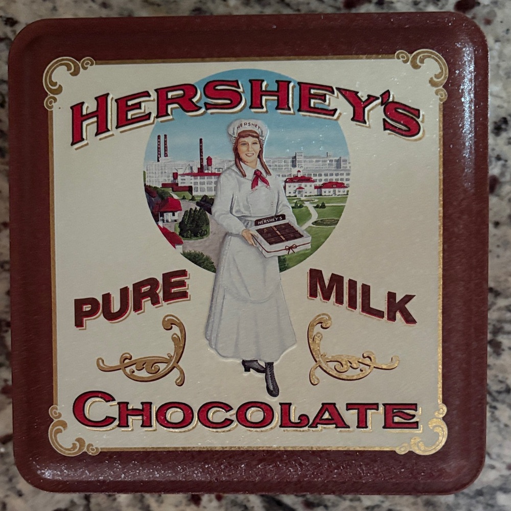 Vintage Chocolate Tin - Brown and Cream